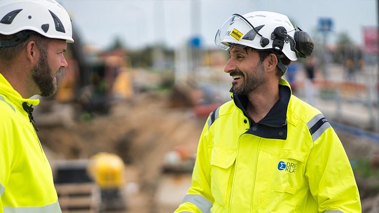 Robert Bimbilov ute på verksamhet