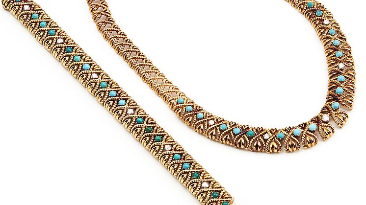 Van Cleef & Arpels: A diamond and turquoise jewellery set