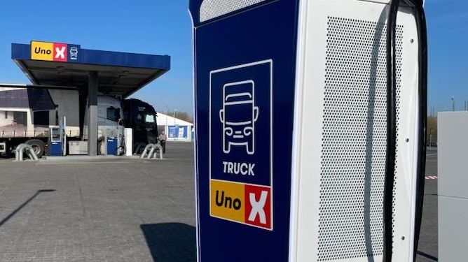 Uno-X truck Nyborg