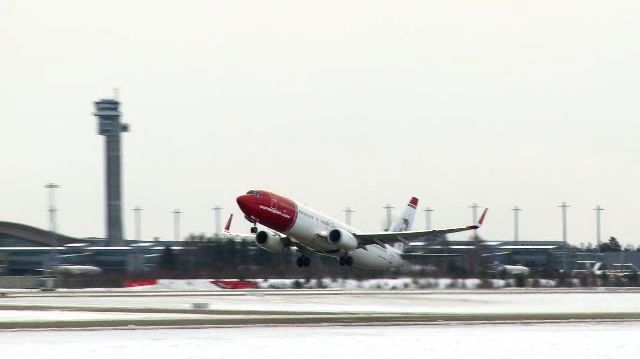 Norwegians LN-NOJ tar av från Oslo Gardemoen, Norge