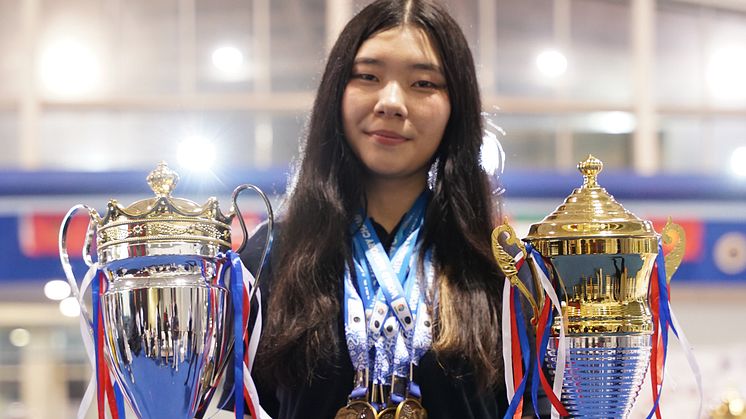Regerande världsmästare i minne är Tenuun Tamir från Mongoliet. I november får vi se vem som utmanar henne om titeln när VM avgörs i Lund.
