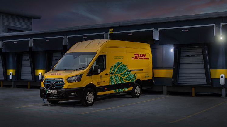 DHL Express Ford E-Transit (1)