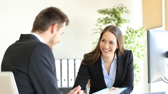 Ausbildung zum Kaufmann/-frau für Versicherungen und Finanzen - Karrierechance Außendienst