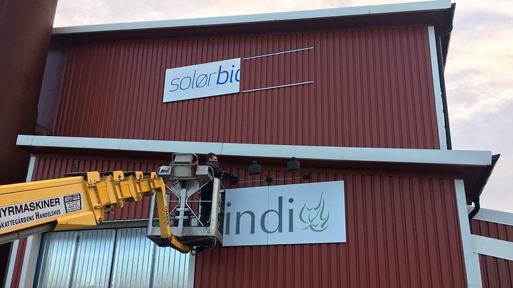 Nu står det klart att Rindi, med fjärrvärmeanläggningar i bland annat Flen, Gnesta och Vingåker, byter namn till Solör Bioenergi Öst AB.