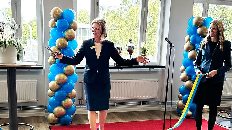 Viktoria Bjurström, bitr. Skolchef för JENSEN grundskola och och Anna Wiger Jensen, vVD