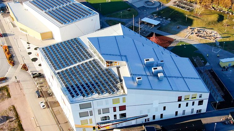 Änglandaskolan solceller - Foto Futurum Fastigheter.jpg