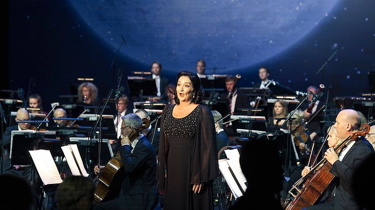 Katarina Karnéus är en av många solister som medverkar i konserten "Till glädjen". Foto: Lennart Sjöberg