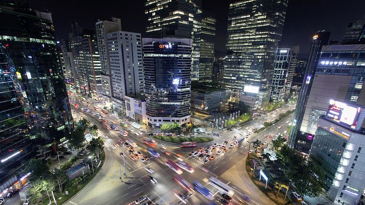 I fremtiden vil selvkørende biler  navigere flydende gennem byen – uden rat og uden fører (Seoul)