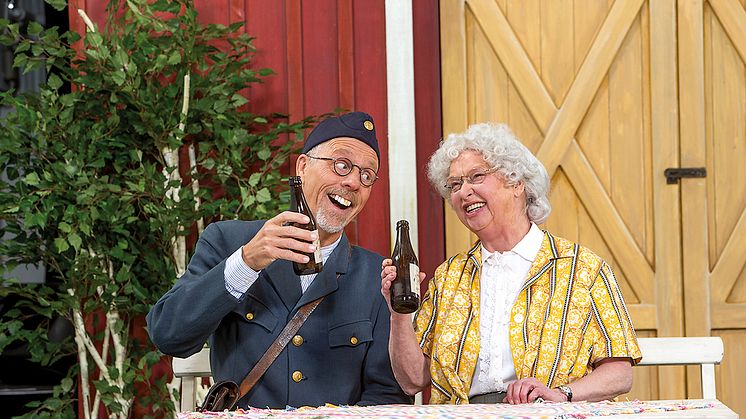 PUBLIKSUCCÉN OCH JUBILEUMSFÖRESTÄLLNINGEN FÖRLÄNGS, ”JÄKELSKAP I KIKAR’N” PÅ VÄG TILL LISEBERGSTEATERN VÅREN 2017!