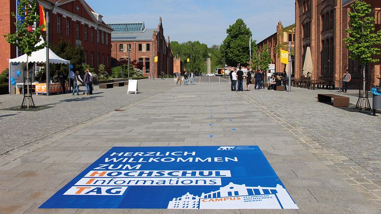 ​„Refugees welcome“: Aktion auf dem Campus am 20. Juni 2016 zum Weltflüchtlingstag