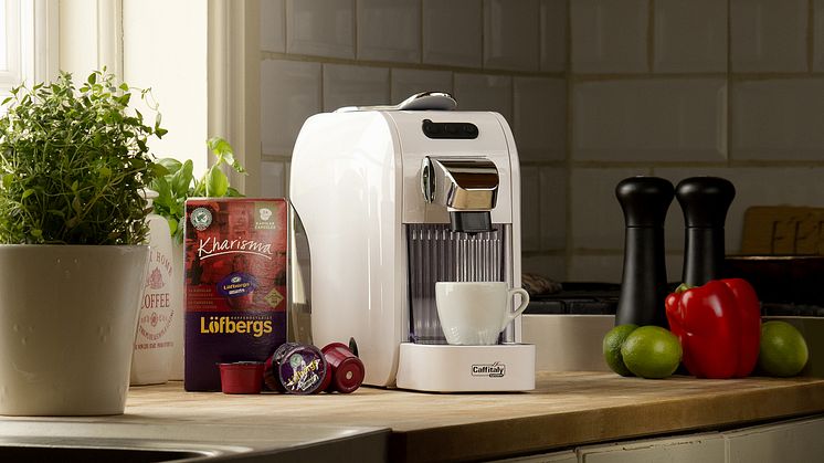 Colourful and expressive capsule machines from Löfbergs