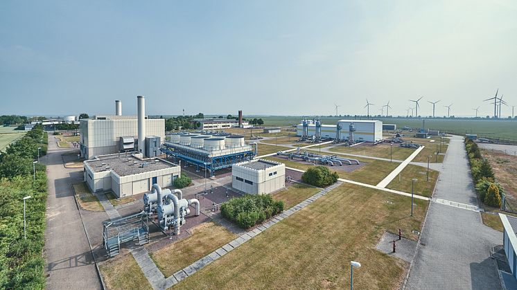 Teil des Masterplans ist auch der Energiepark Bad Lauchstädt, wo die Potenziale der Speicherung, des Transports und der Nutzung von Wasserstoff getestet werden. (Bild: VNG)