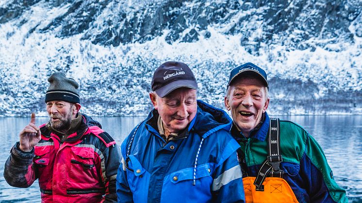 Auch für die Skrei-Fischer keine alltägliche Fahrt. So viele Sterneköche und den Kronprinzen raus auf Meer mitzunehmen - eine große Ehre für sie.