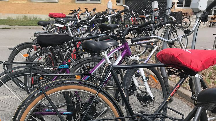Cyklar fyllde parkeringen på hållbarhetsdagen.
