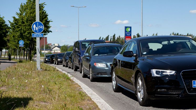 Ilmastoinnin säätäminen todella viileälle voi puhaltaa polttoainelaskua huomattavasti ylöspäin.