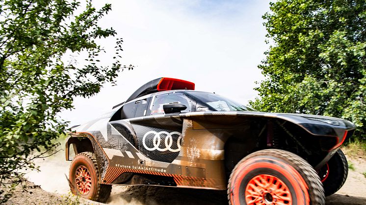 Audi RS Q e-tron (Dakar Rally)