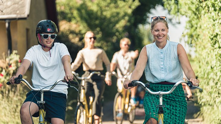Även i år kan du upptäcka Landskrona eller Ven via guidade turer, det erbjuds hela 60 turer till fots eller med cykel. Foto: Oskar Fäldt.