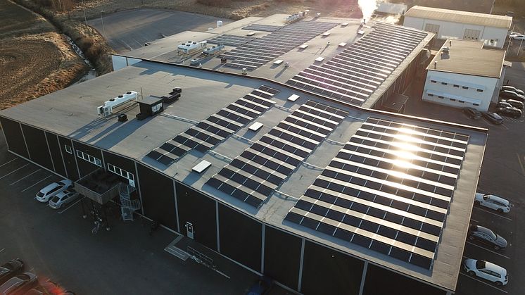 Solceller ska ge ännu grönare mat - över 1000 solpaneler ska förse Mixum med egen, fossilfri energi