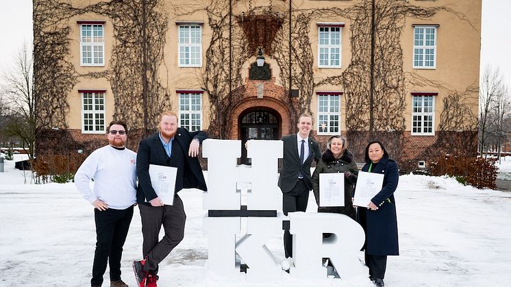 Från vänster: Alfred Carlsson, Hugo Olsson, Jacob Färnert, Camilla Palm, Anneli Orrung Wallin. 