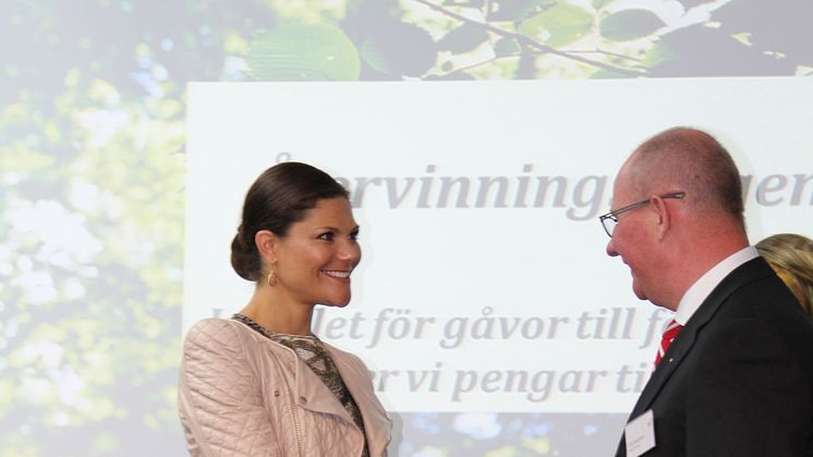 Bergo Flooring turns waste into sport fields, honored by HRH Victoria of Sweden.