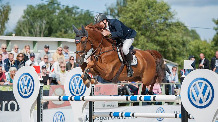 Royne Zetterman vann premiären av Volkswagen Grand Prix