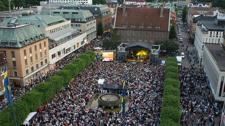 85 procentig ökning av omsättningen i stadskärnan under Sommartorsdagarna®