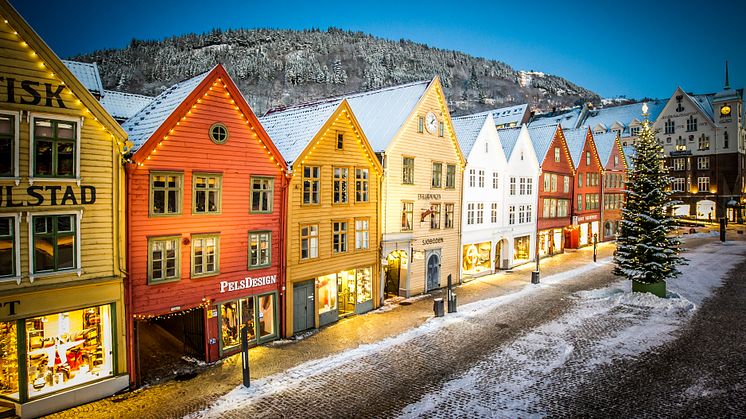 Christmas at Bryggen. Photo: Visit Bergen / Christer Rønnestad - visitBergen.com