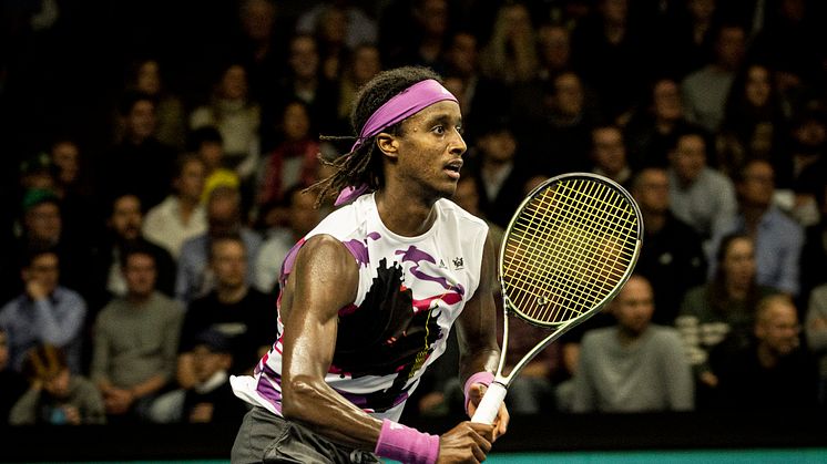 Mikael Ymer i kvartsfinal på Stockholm Open under lördagskvällen