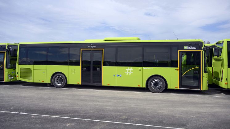 67 av bussene er to-akslede Crossway LE Line laventré.