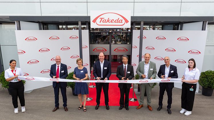100 Prozent "Made in Germany": Eröffnung des Neubaus zur Produktion von Takedas Dengue-Impfstoff