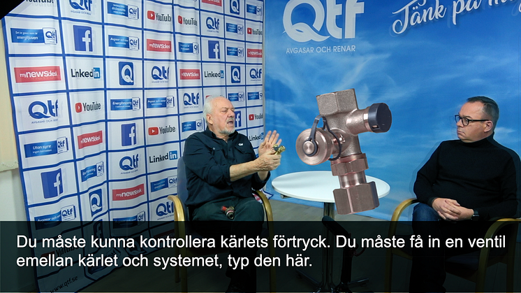 Om du inte kan stänga bort kärlet så mäter du bara systemtrycket.