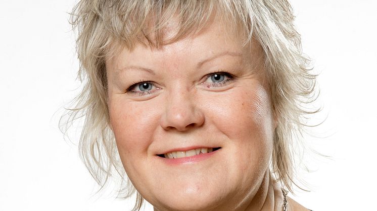 Nina Höijer (S), regionråd Region Örebro län och en av de sammankallande i styrgruppen för Mälardalsrådets En Bättre Sits-samarbete. Foto: Region Örebro län.