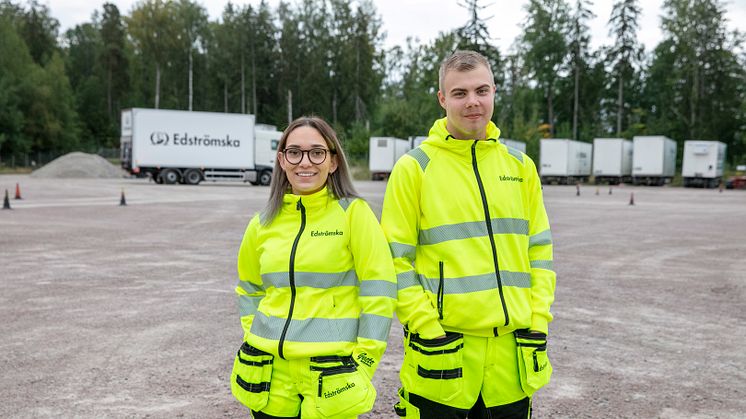 Elever på Edströmska gymnasiet