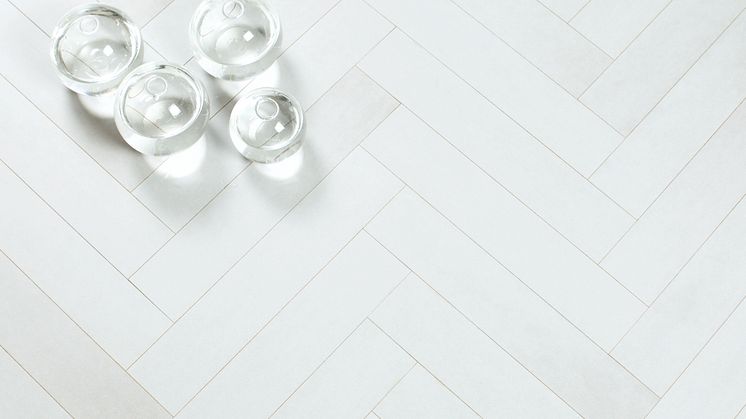 Bjoorn Woodfiber Transparent White