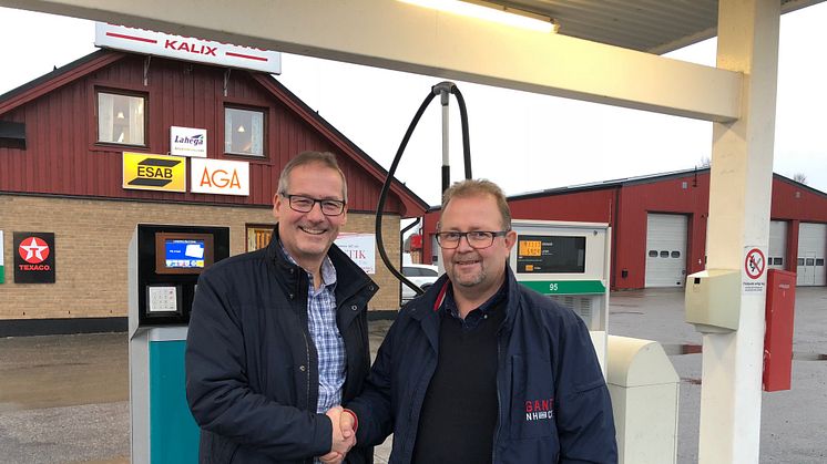 Från vänster; Leif Lundström VD Lundströms Gas & Svets, Roland Skoog VD Skoogs Bränsle 
