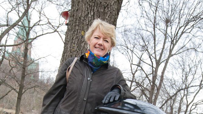 Ulla Hamilton (M): Ny papperskorg mot fimpar