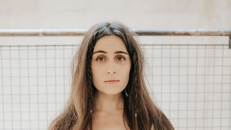 NYTT ALBUM. Äntligen släpper dodie sitt debutalbum "Build A Problem"