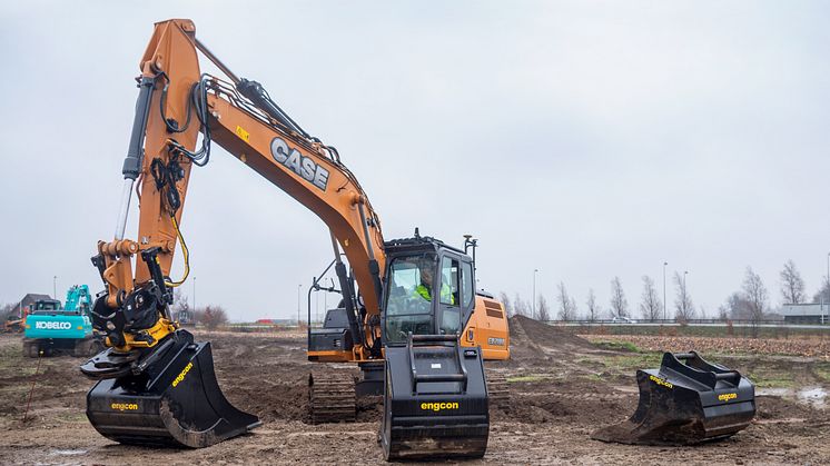 Leica Tool Recognition ställer automatiskt in valt redskap åt maskinföraren och eliminerar därmed en av de vanligaste felkällorna inom maskinstyrning, att använda systemet med fel redskap valt! 