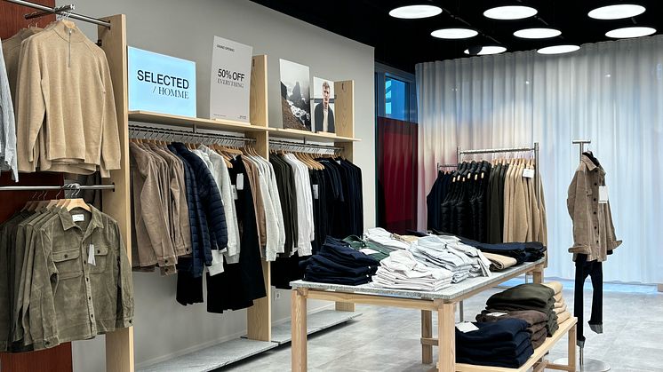 Selected Femme/Homme på Hede Fashion Outlet