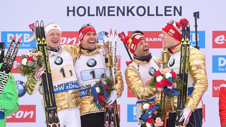 Laguttak og pressetreff - verdenscupfinalen i Holmenkollen