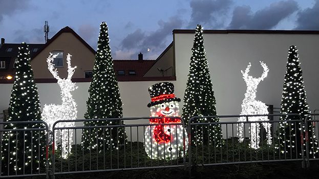 Vinterlandskap lyser upp på Unionstorget, Kävlinge. Foto: Kävlinge kommun