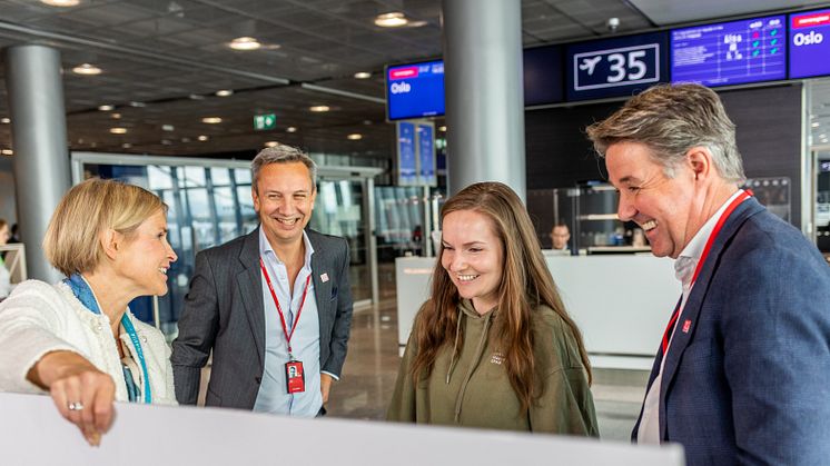 finavia_helsinki_airport_norwegian_celebration_8425