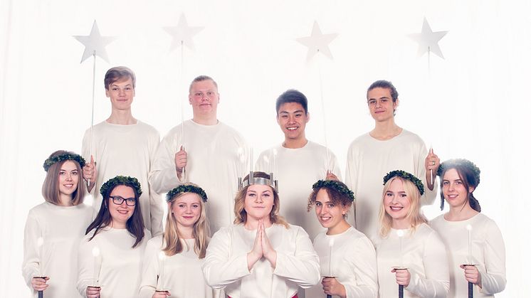 2016 års Lucia med följe. Foto: Fredrik Dahl