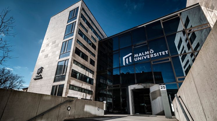 Institutionen för kriminologi vid Malmö universitet och Polisområde Malmö har ingått en överenskommelse om fortsatt samarbete i ytterligare tre år.