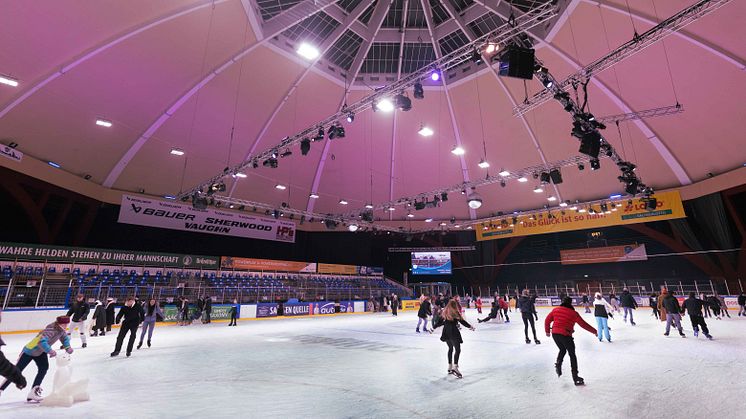 Öffentliches Eislaufen im Eiszirkus Leipzig - Foto: Stadthafen Leipzig GmbH