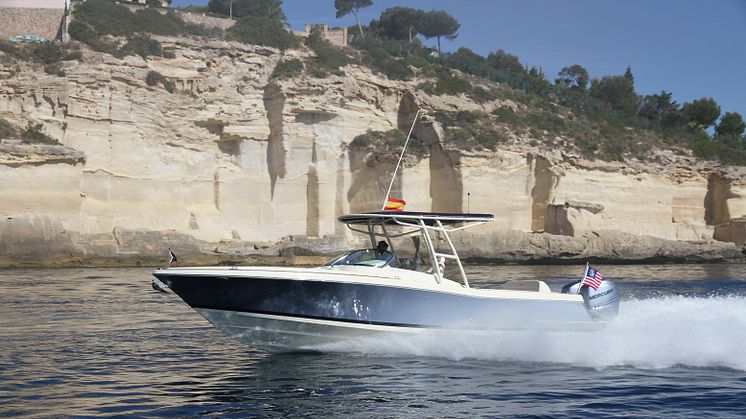 Chris-Craft Calypso 30