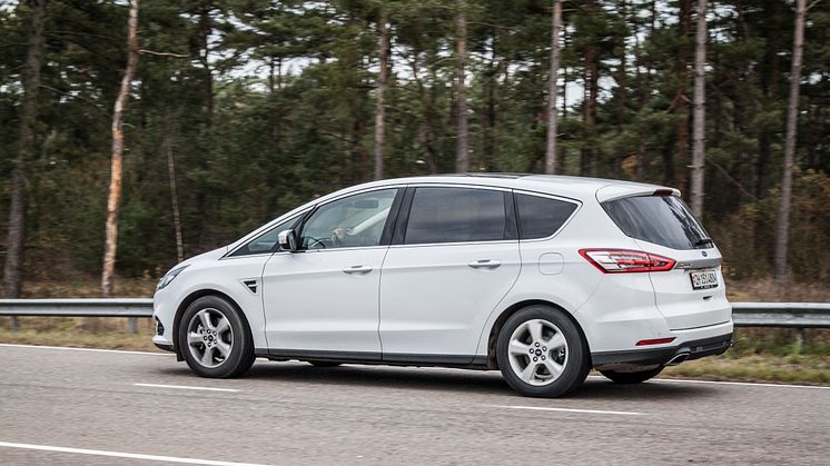 Ford S-MAX AWD (2)