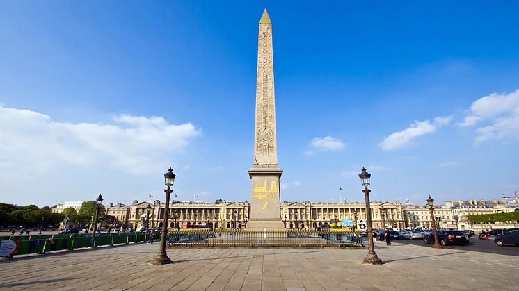 2c Obelisk in Paris - vichie81_Shutterstock_57902593.jpg