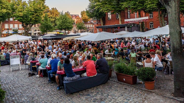 Weinfest in der Burger Altstadt