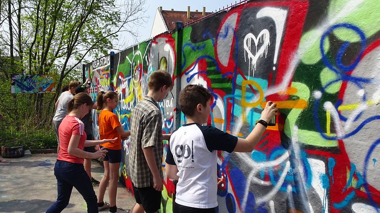 Geschwister-Jugendwochenende mit Graffiti-Workshop